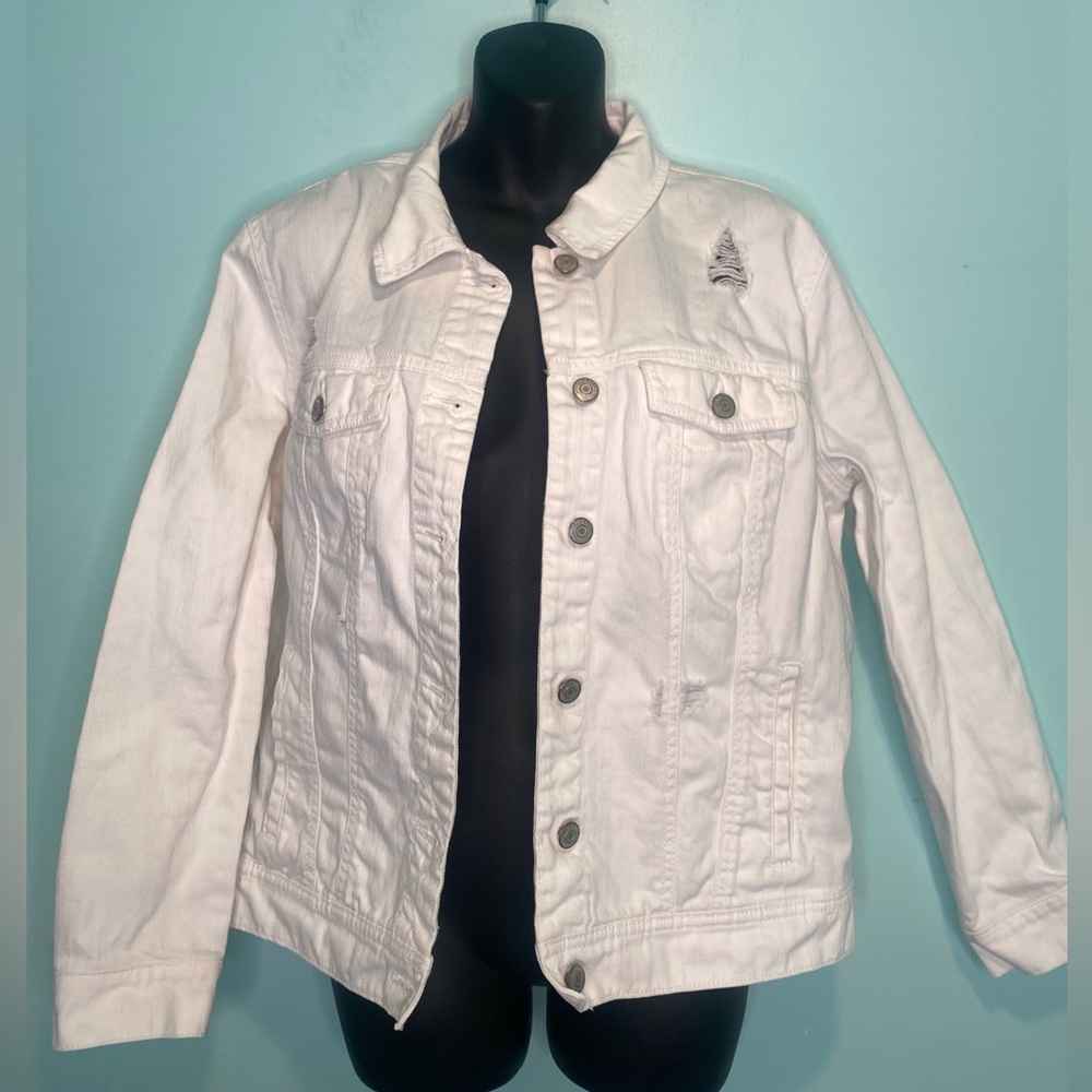Old Navy Distressed White Denim Jacket Women’s XL Cotton Button Front